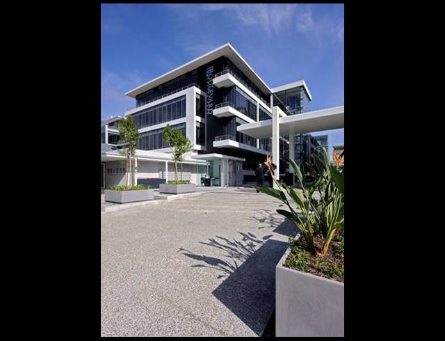 236M² OFFICE TO LET IN WOODSTOCK
